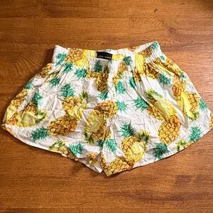 Raya Sun Pineapple Print Linen Shorts